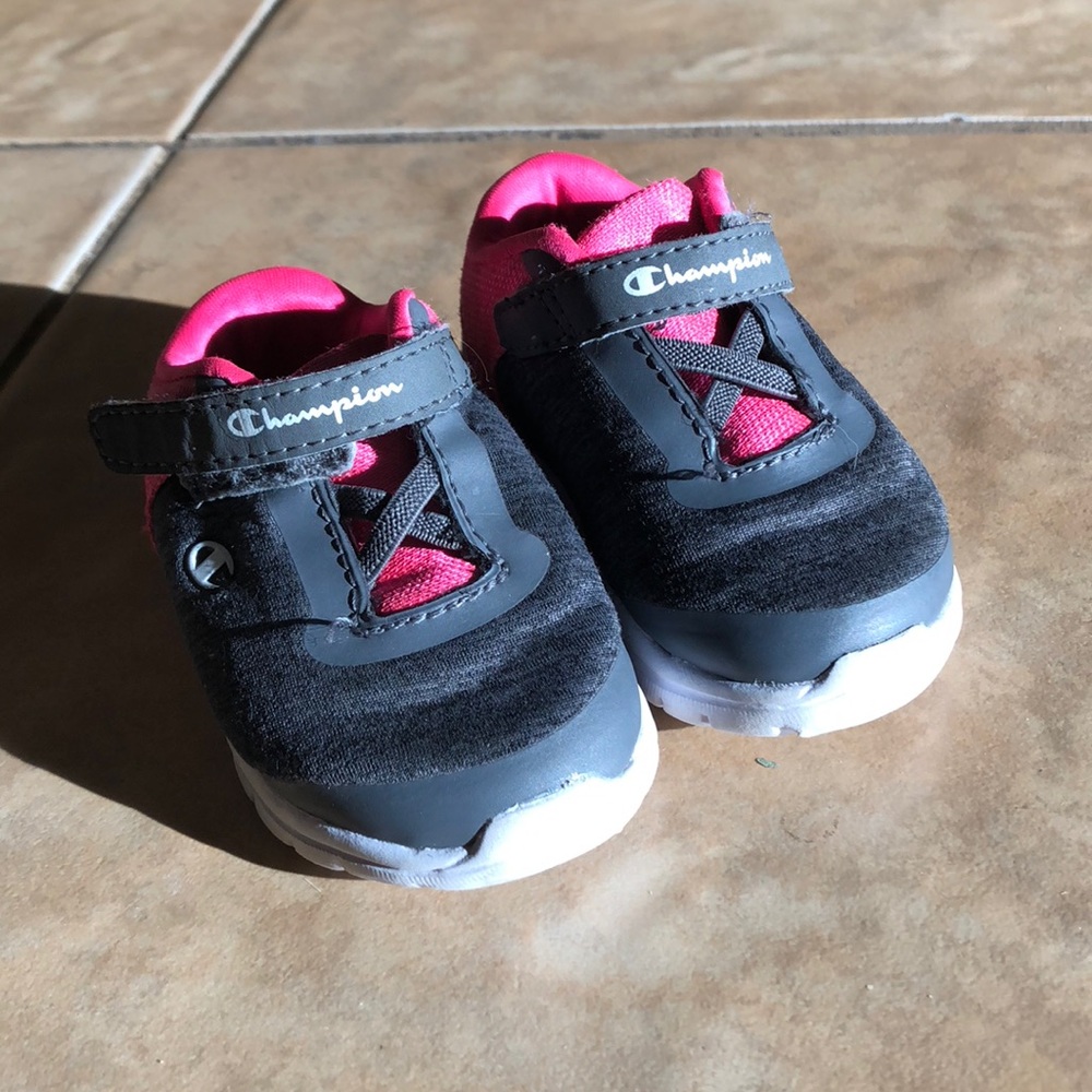 Champion baby shoes